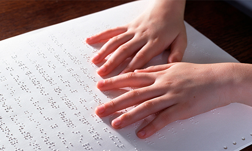 Reading Large Format Braille Books